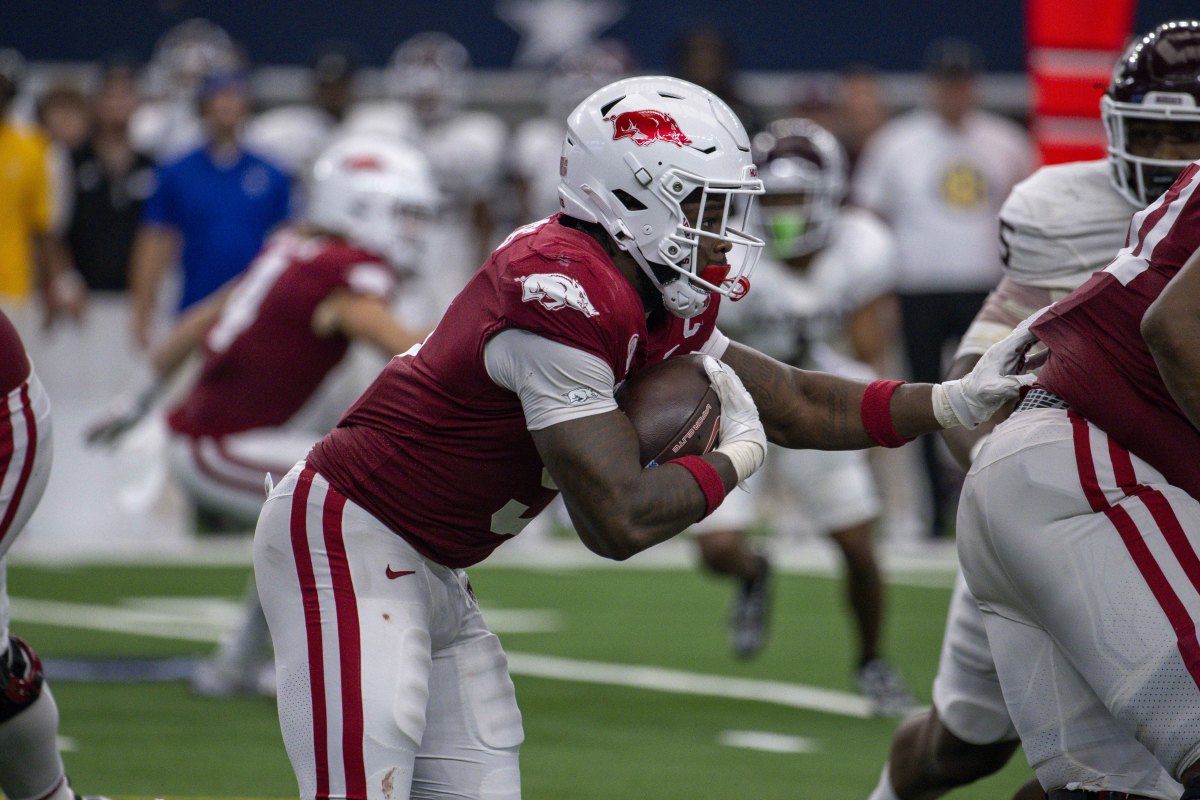 Raheim Sanders running the ball in a game against Texas A&M (30th Sept., 2023)